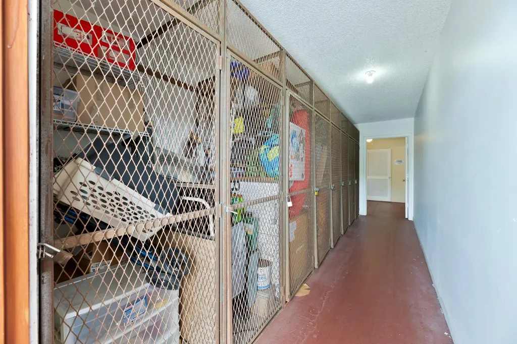 32 Abbey Lane Delray Beach FL 33446