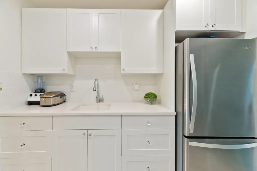 32 Abbey Lane Delray Beach FL 33446