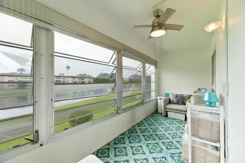 32 Abbey Lane Delray Beach FL 33446