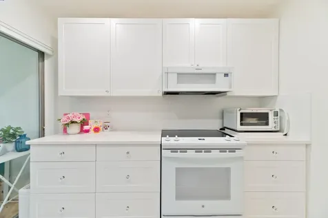32 Abbey Lane Delray Beach FL 33446