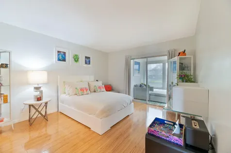 32 Abbey Lane Delray Beach FL 33446
