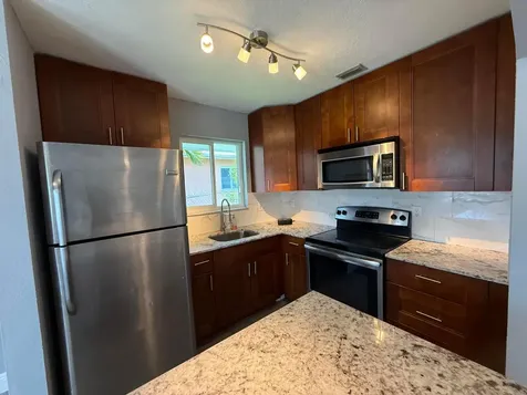 5441 SW 18th Street West Park FL 33023