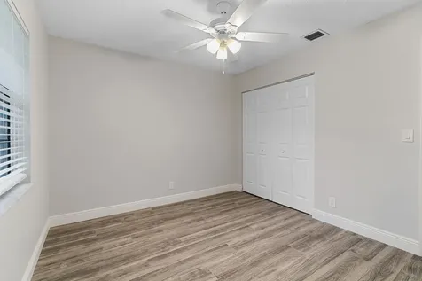9 Vía De Casas Norte Boynton Beach FL 33426
