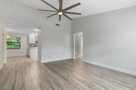 9 Vía De Casas Norte Boynton Beach FL 33426