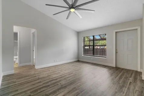 9 Vía De Casas Norte Boynton Beach FL 33426