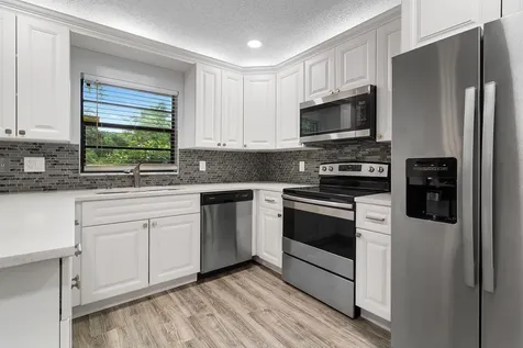 9 Vía De Casas Norte Boynton Beach FL 33426
