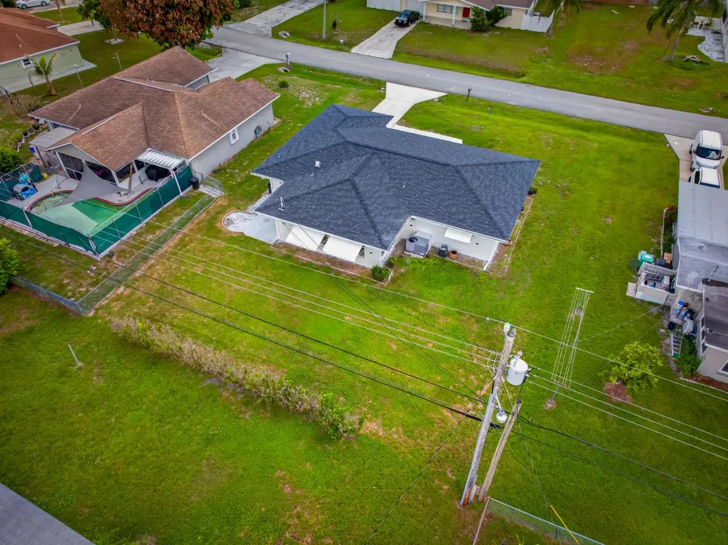 216 W Arbor Avenue Port St Lucie FL 34952