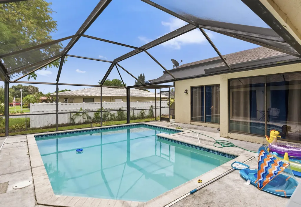 4409 NW 112th Avenue Coral Springs FL 33065