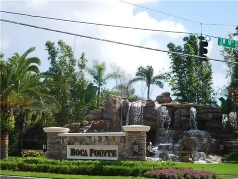 6584 Via Regina Boca Raton FL 33433