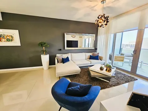 488 NE 18th Street Miami FL 33132