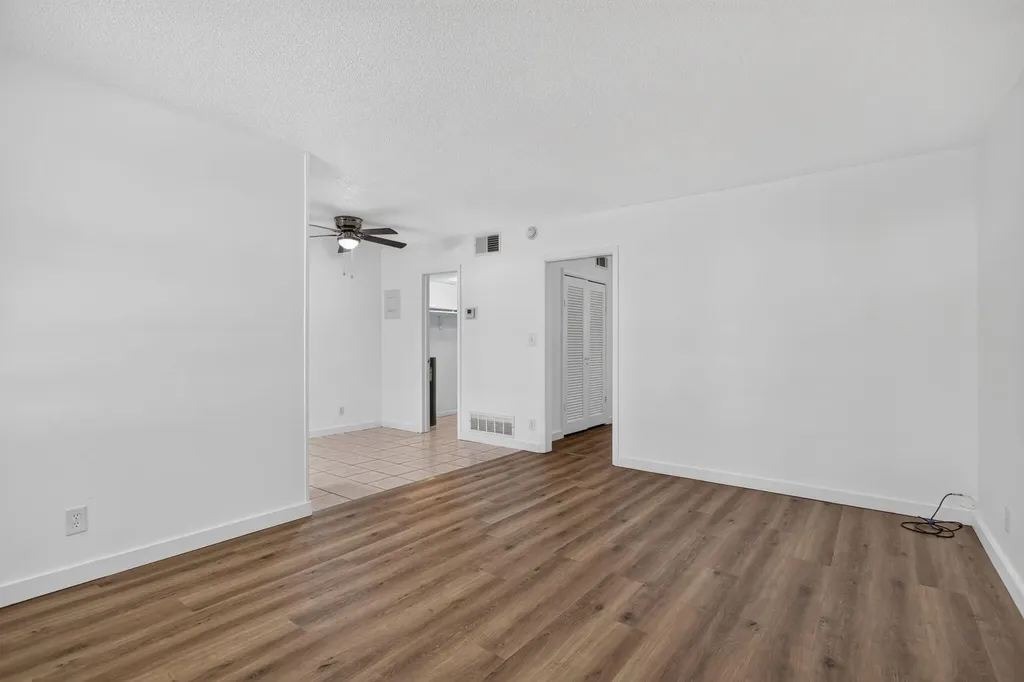 2391 NE 11th Court Pompano Beach FL 33062