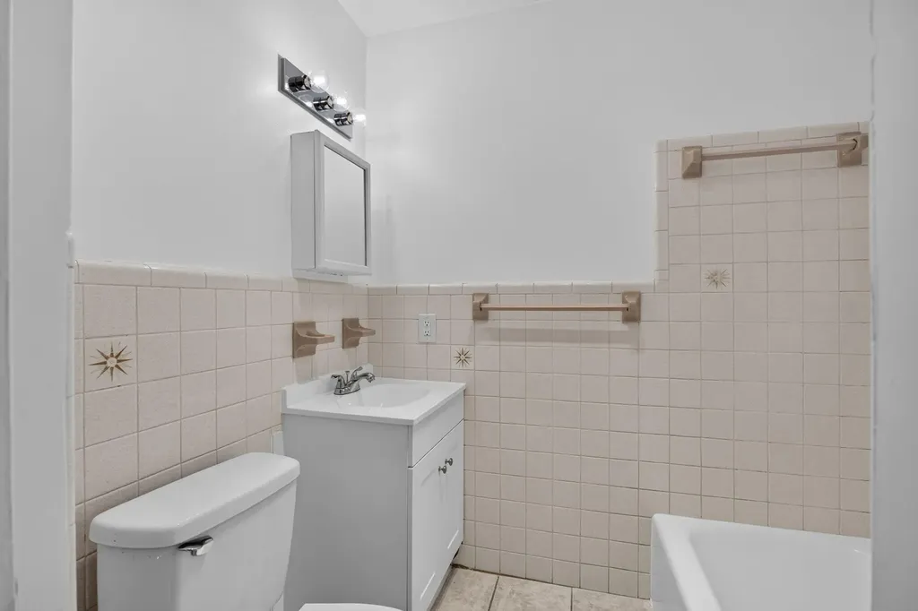 2391 NE 11th Court Pompano Beach FL 33062