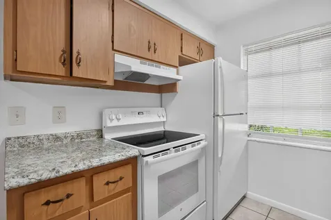 2391 NE 11th Court Pompano Beach FL 33062