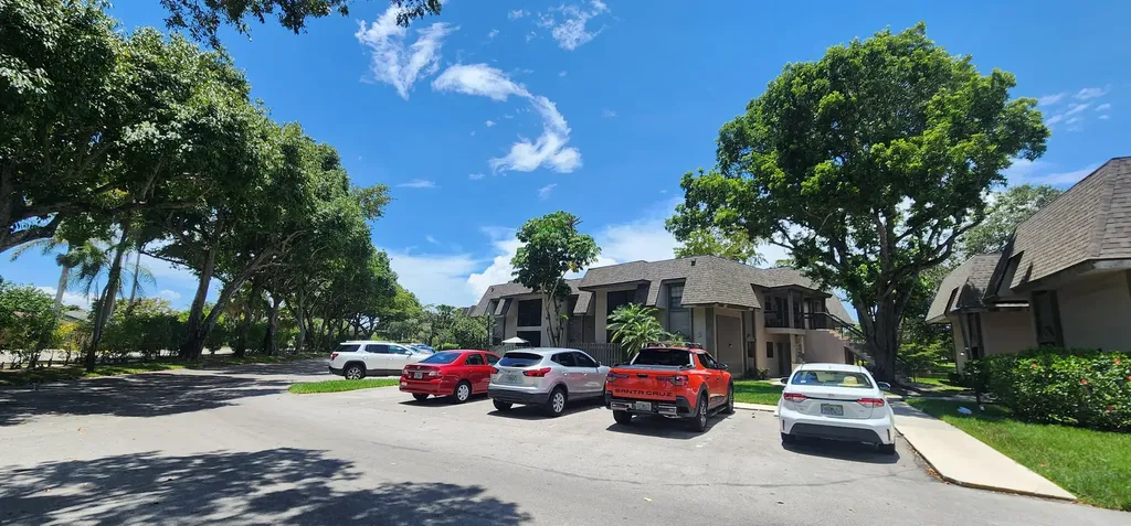 3575 NW 94th Avenue Sunrise FL 33351