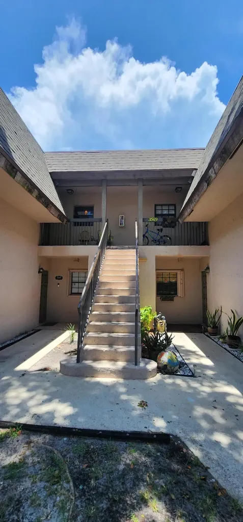 3575 NW 94th Avenue Sunrise FL 33351
