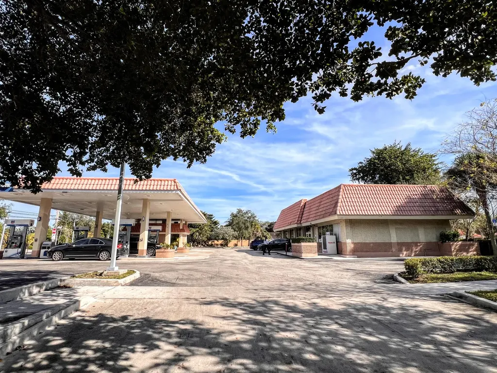 7380 Wiles Road Coral Springs FL 33067