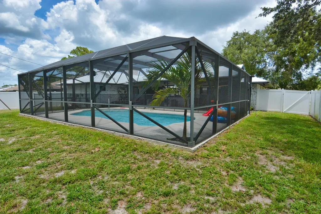2082 SE Camilo Street Port St Lucie FL 34952