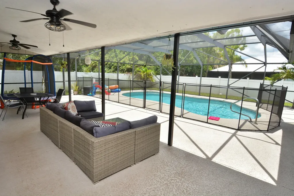 2082 SE Camilo Street Port St Lucie FL 34952