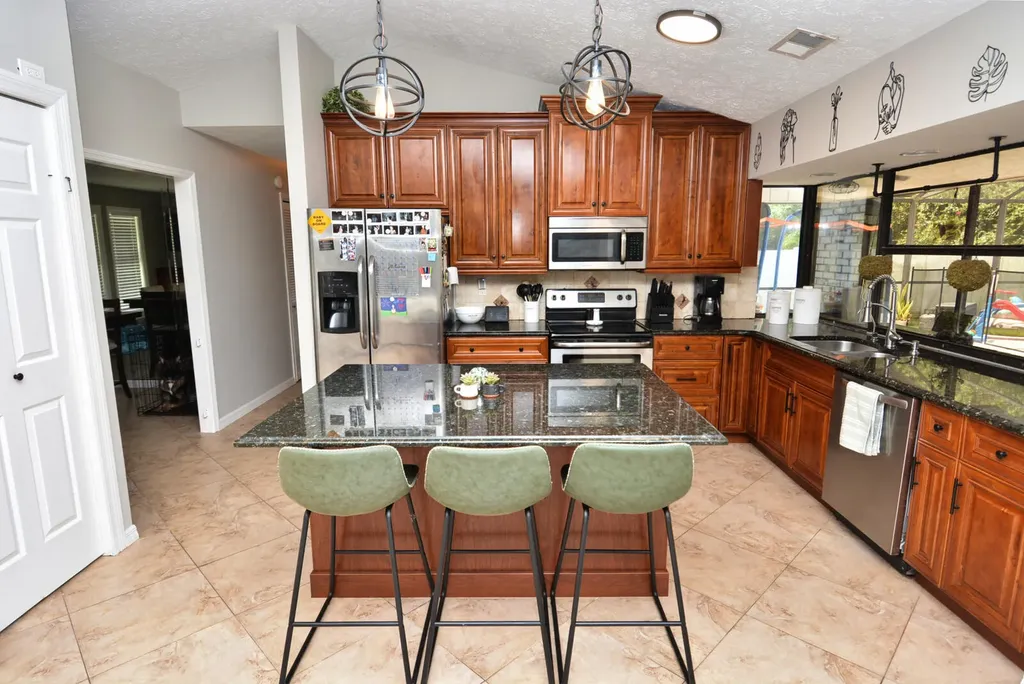 2082 SE Camilo Street Port St Lucie FL 34952