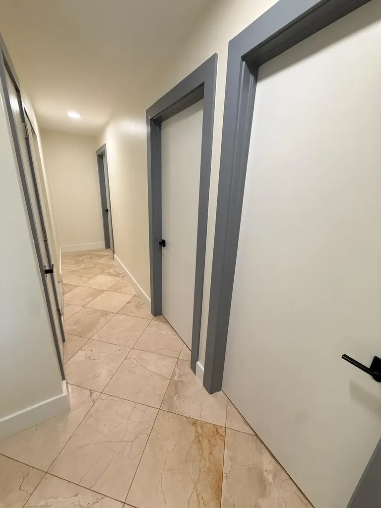 8843 SW 16th Street Boca Raton FL 33433