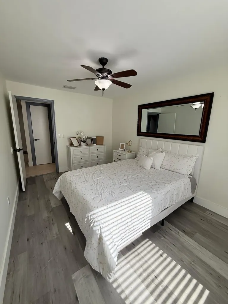 8843 SW 16th Street Boca Raton FL 33433