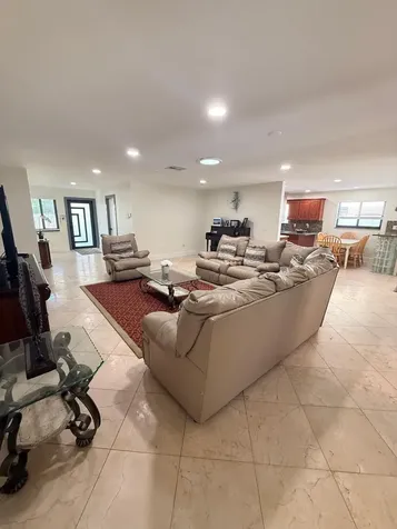 8843 SW 16th Street Boca Raton FL 33433