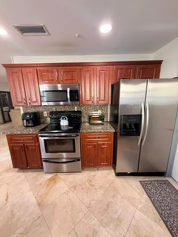 8843 SW 16th Street Boca Raton FL 33433