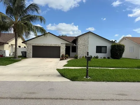 8843 SW 16th Street Boca Raton FL 33433