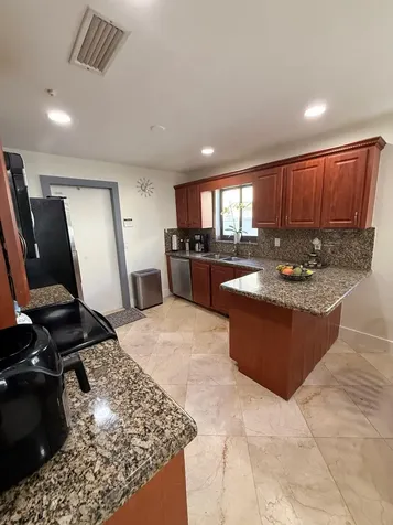 8843 SW 16th Street Boca Raton FL 33433