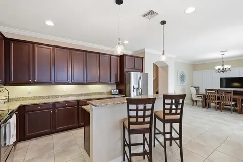 1517 Birdie Drive Naples FL 34120