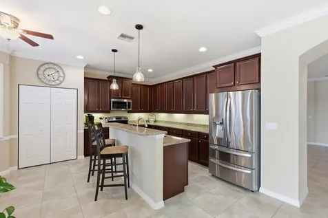 1517 Birdie Drive Naples FL 34120