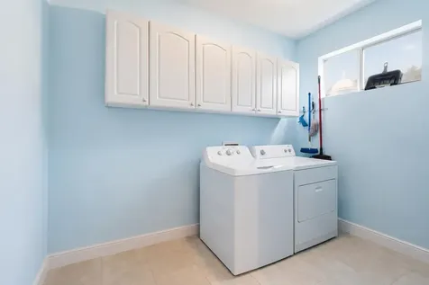 1517 Birdie Drive Naples FL 34120