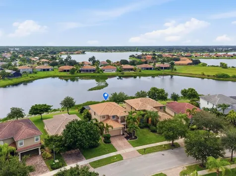 1517 Birdie Drive Naples FL 34120