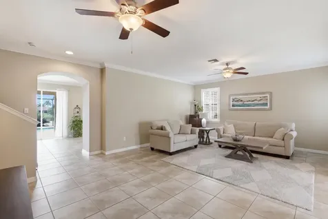 1517 Birdie Drive Naples FL 34120