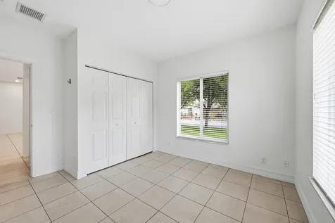 911 NE 12th Avenue Pompano Beach FL 33060