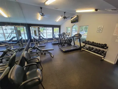 3465 NW 44th Street Oakland Park FL 33309