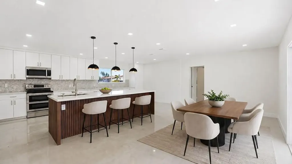 21020 Highland Lakes Boulevard Miami FL 33179