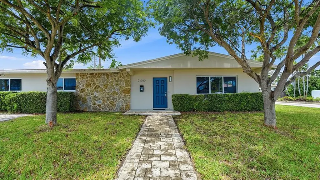 21020 Highland Lakes Boulevard Miami FL 33179