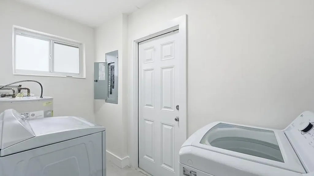 21020 Highland Lakes Boulevard Miami FL 33179