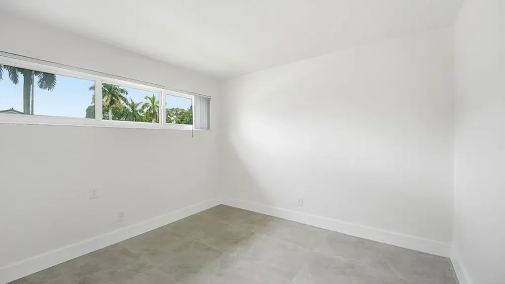 21020 Highland Lakes Boulevard Miami FL 33179