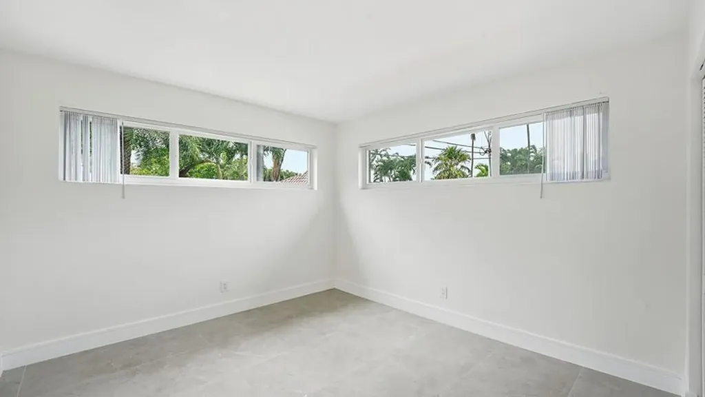 21020 Highland Lakes Boulevard Miami FL 33179