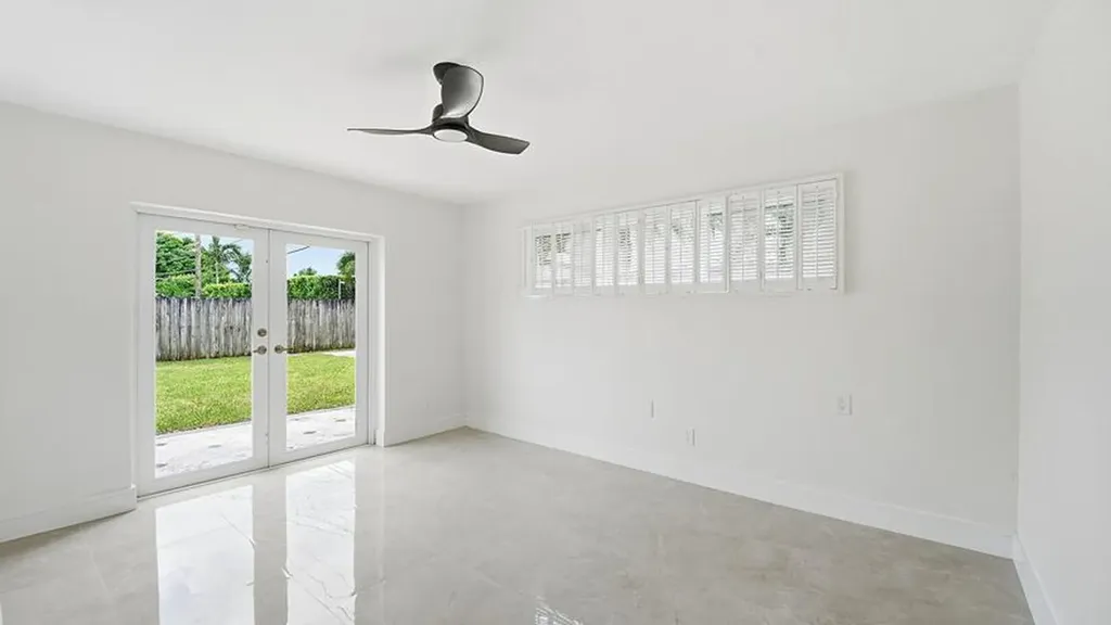 21020 Highland Lakes Boulevard Miami FL 33179