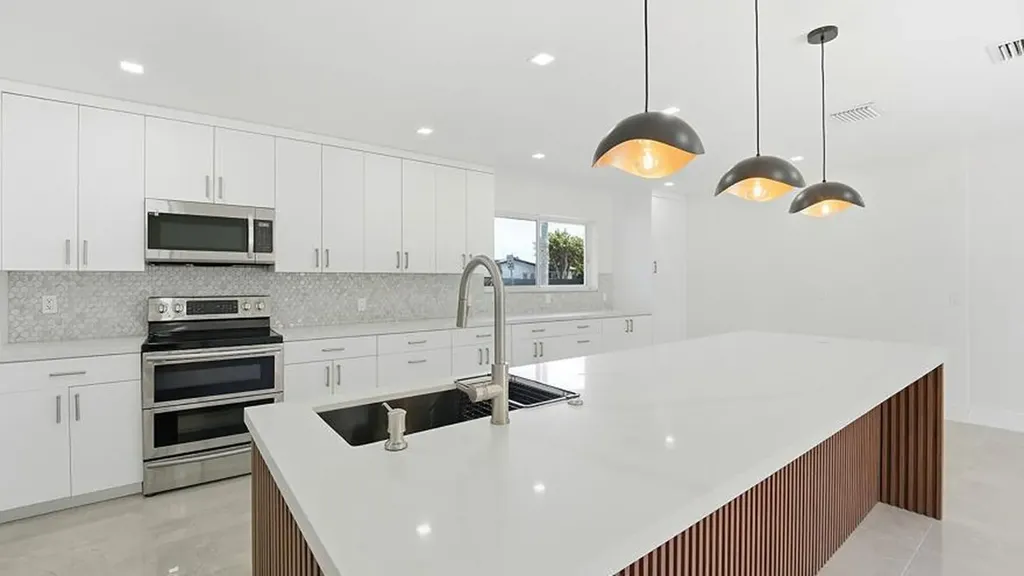 21020 Highland Lakes Boulevard Miami FL 33179