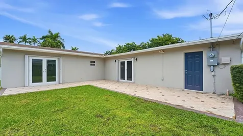 21020 Highland Lakes Boulevard Miami FL 33179
