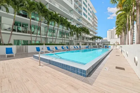 1600 SW 1st Avenue Miami FL 33129