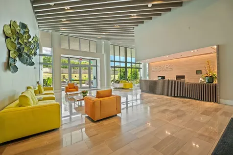 1600 SW 1st Avenue Miami FL 33129