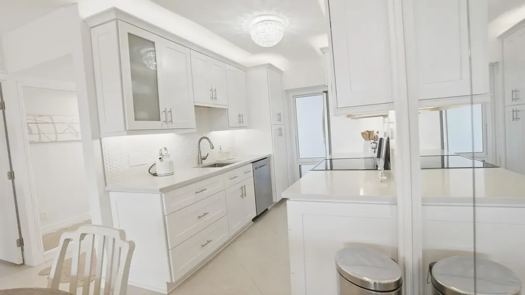 921 Spanish Circle Delray Beach FL 33483