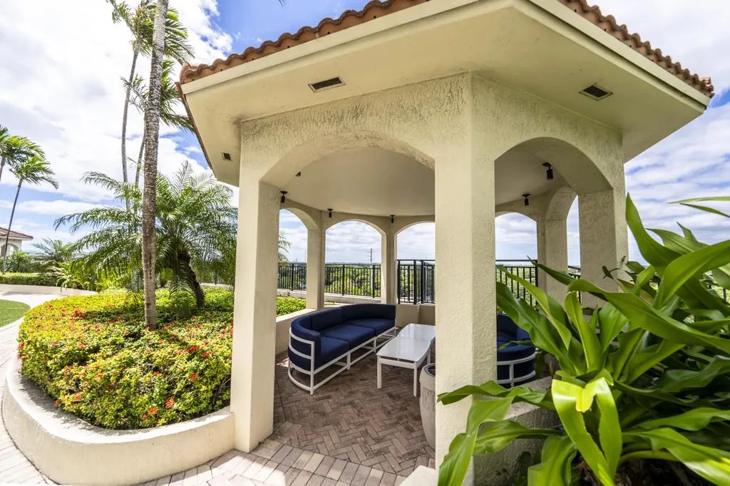 600 W Las Olas Boulevard Fort Lauderdale FL 33312