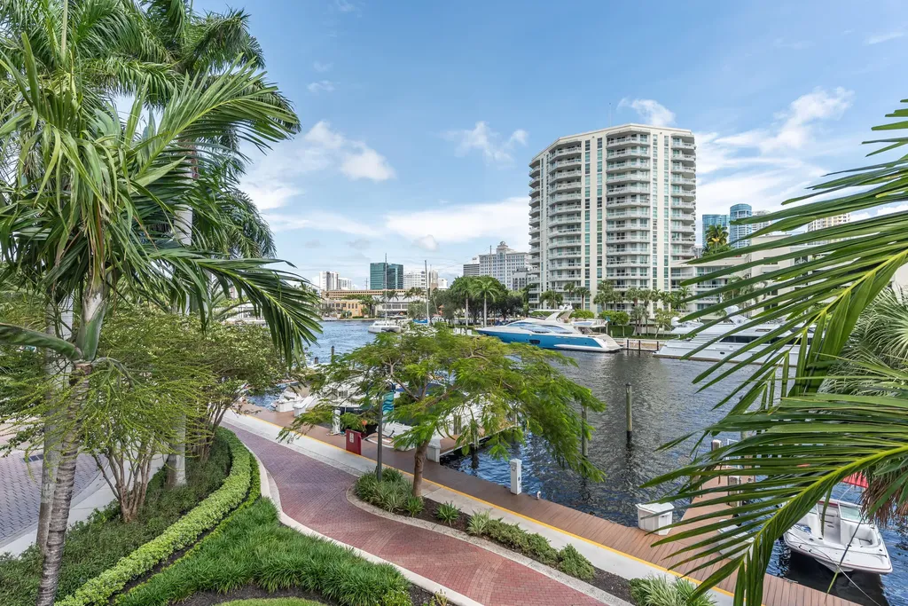 600 W Las Olas Boulevard Fort Lauderdale FL 33312