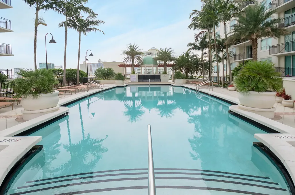 600 W Las Olas Boulevard Fort Lauderdale FL 33312